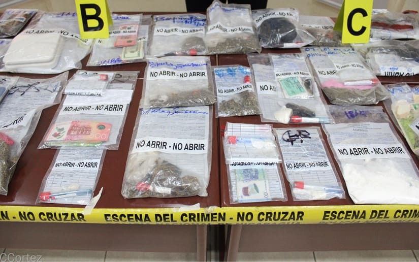 POLICIA